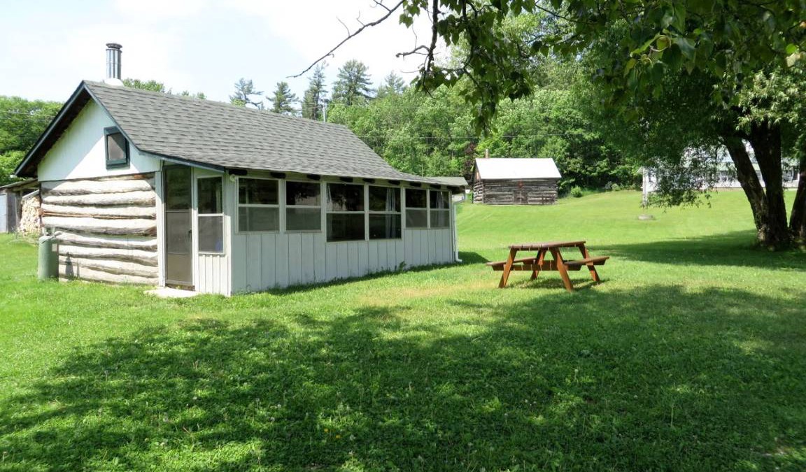 Greater Madawaska House | House ∙ 1 bedroom ∙ 8 guests