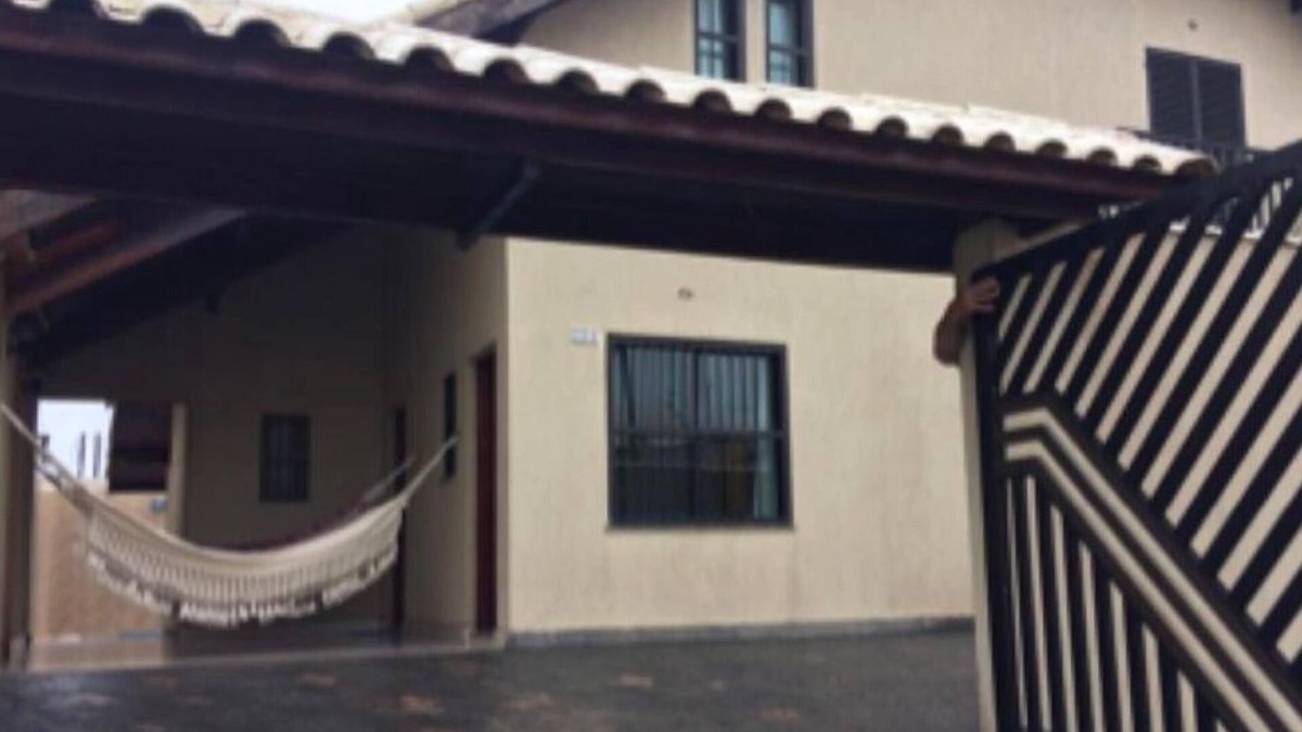 Parque Oasis House | House 150 meters from the beach, with security 24 hrs, pool and all infrastructure.