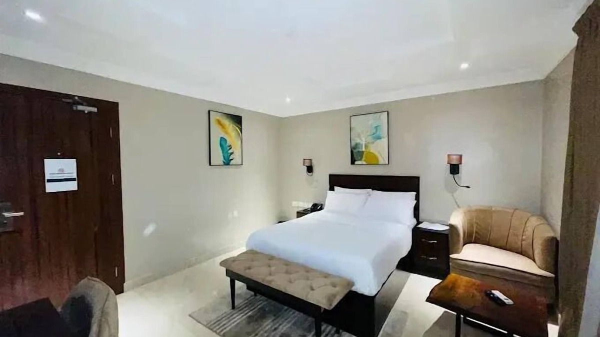 Orozo Apartment | House 17 Apartment and Services Ltd