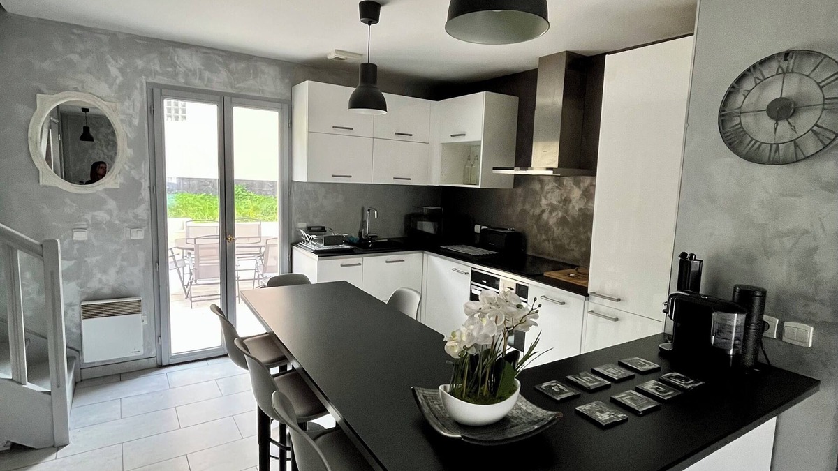 Saint-Michel-sur-Orge House | House 2 bedrooms/sleeps 6