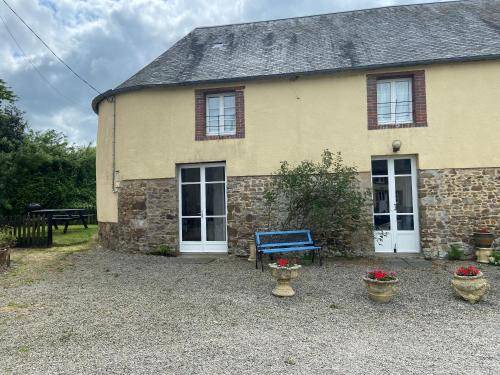 Gorges House | House ∙ 2 bedrooms ∙ 3 guests