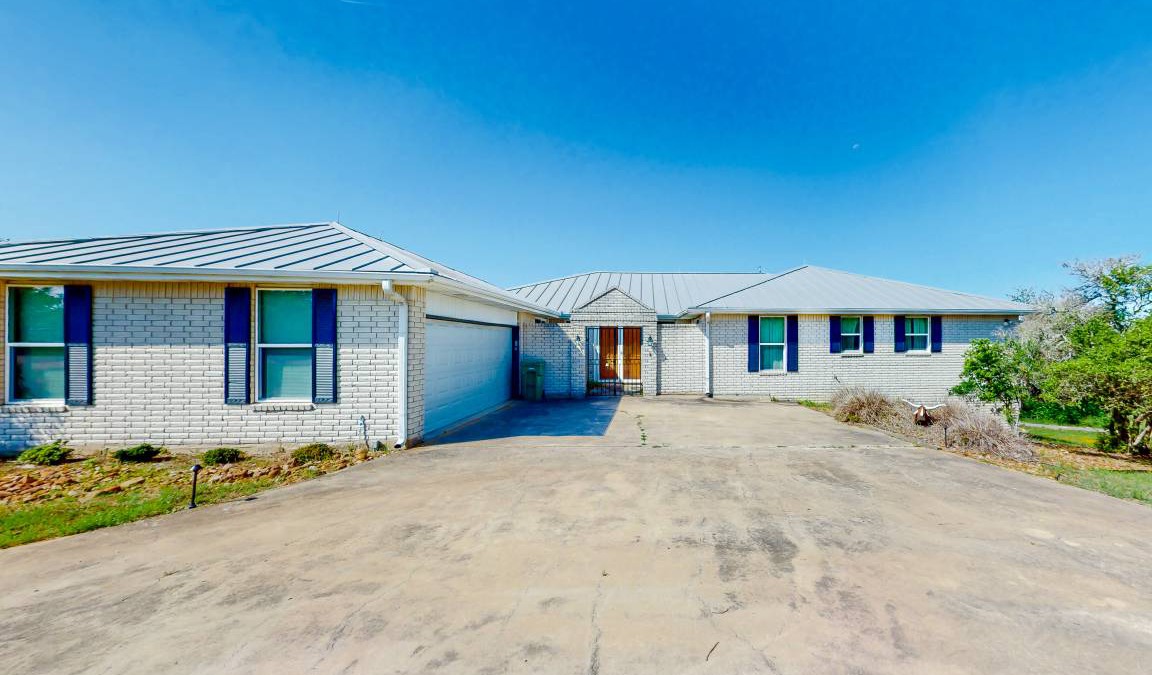 Kerrville House | House ∙ 3 bedrooms ∙ 8 guests