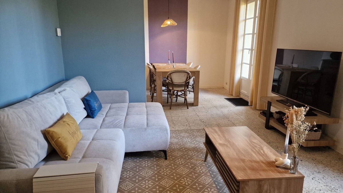 Saint-Julien-de-Lampon House | House 3 bedrooms, quiet, garden, view, near Sarlat