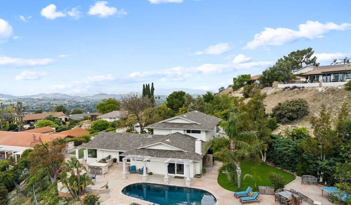 Thousand Oaks House | House ∙ 4 bedrooms ∙ 8 guests