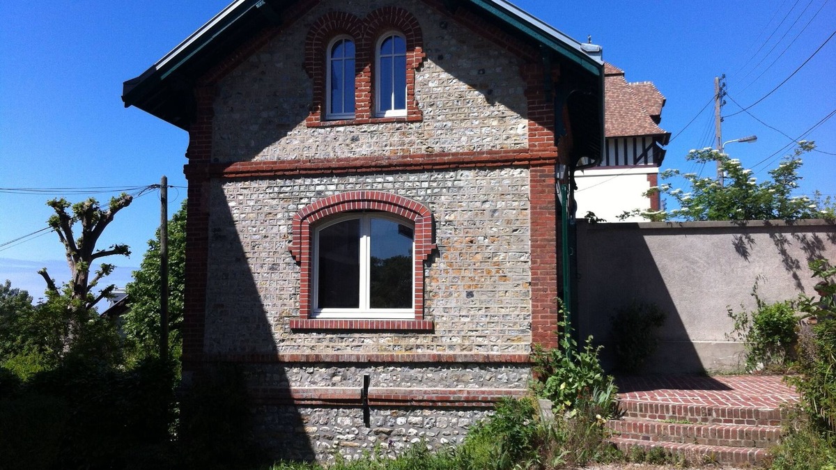 Houlgate House | House 4 people 200m from the beach and shops