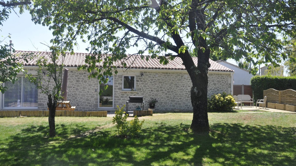 Liez Cottage | HOUSE 4 PERS + SPA + HEATED POOL CALM & REST IN MARAIS POITEVIN VENDEE