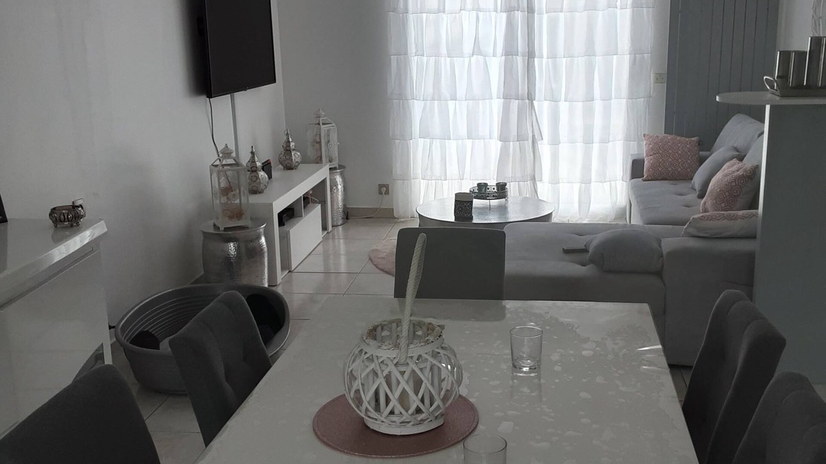 Miroir - Batignolles House | House 5 minutes from the station by car and 10 minutes from the 24-hour race circuit