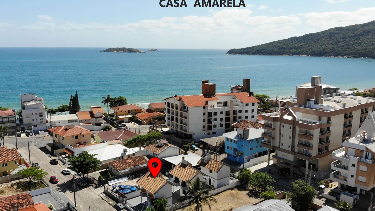 Ingleses Sul House | House 50 meters from the sand of Praia dos Ingleses or 5 minutes on foot.