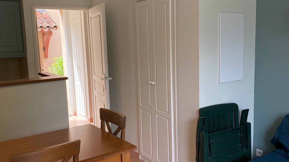 Monflanquin Apartment | House 6 persons.2 bedrooms, 1 living room
