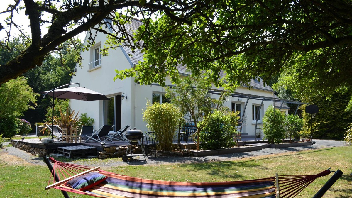 Pluguffan House | House 8 pers. ideally located between Quimper / Pont l'Abbé and the beaches
