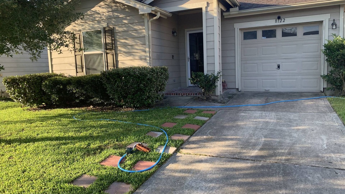 Humble House | House 8122 near IAH George Bush Airport