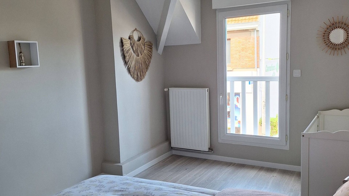 Coquelles House | House 8p, 90m2, Sangatte, any comfort, 5mn with foot of the beach, garage.