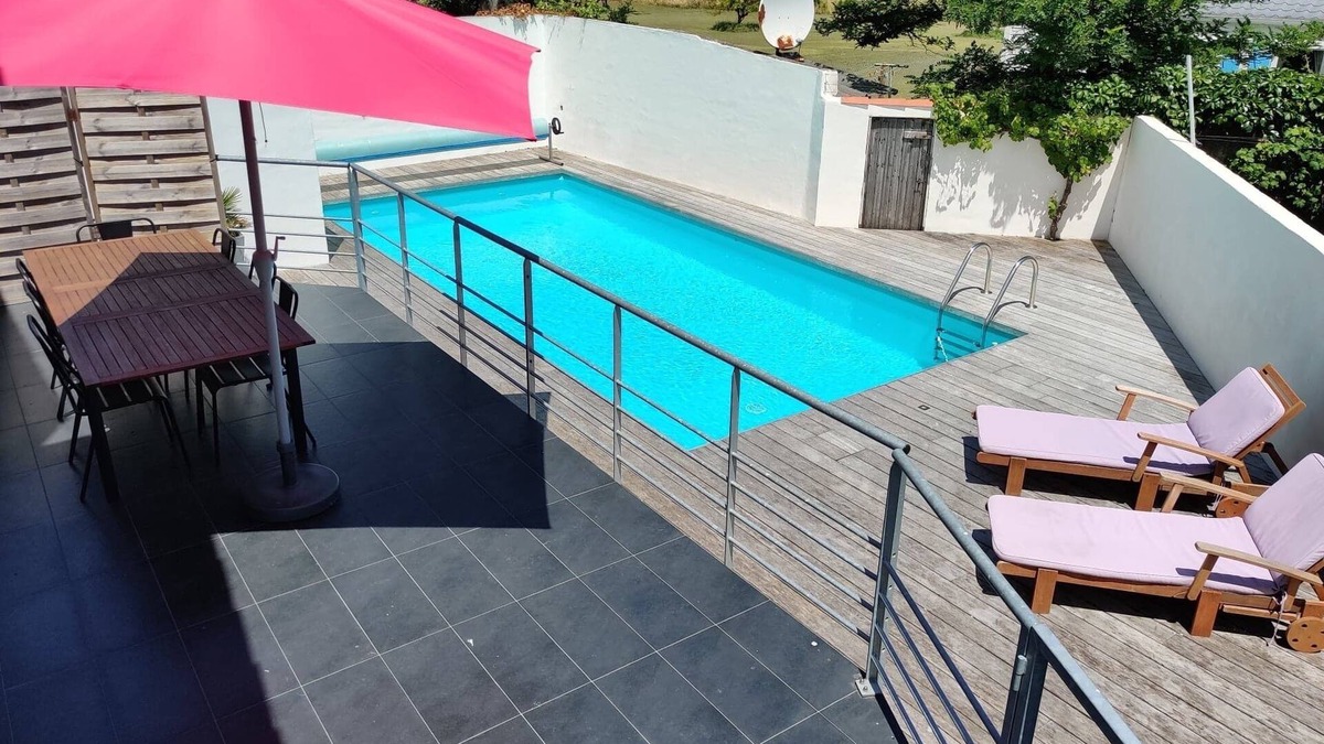 Les Boucholeurs House | House and pool just a stone's throw from the ocean