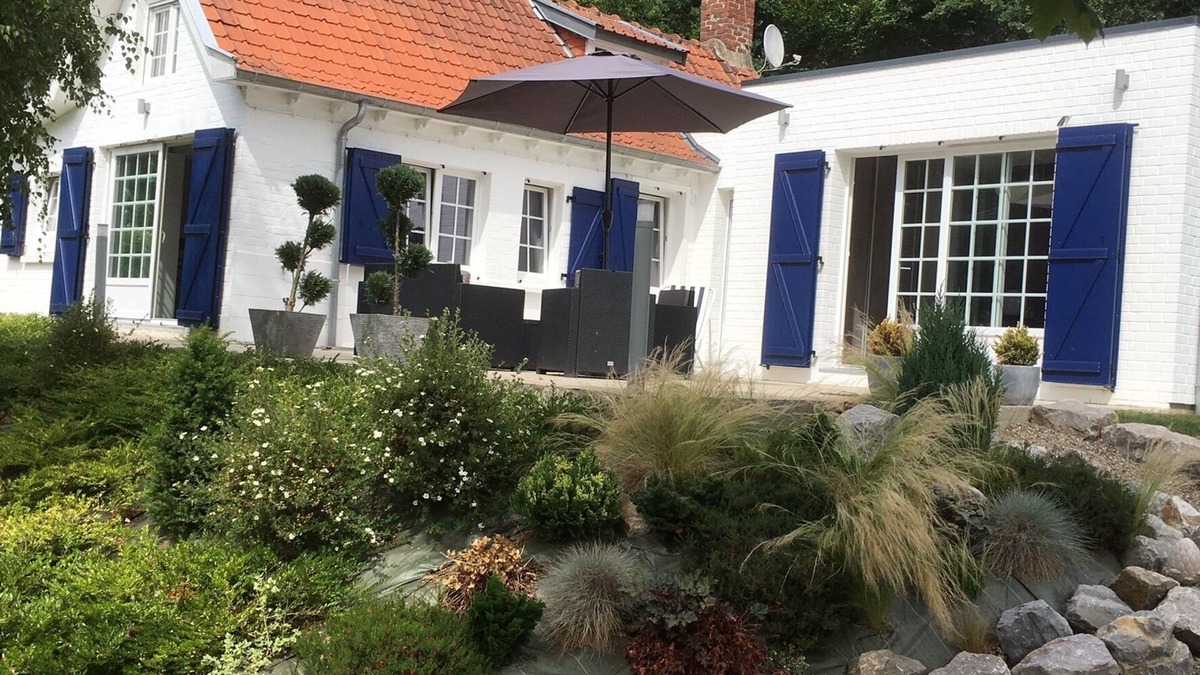 Godewaersvelde House | House at Mont des Cats