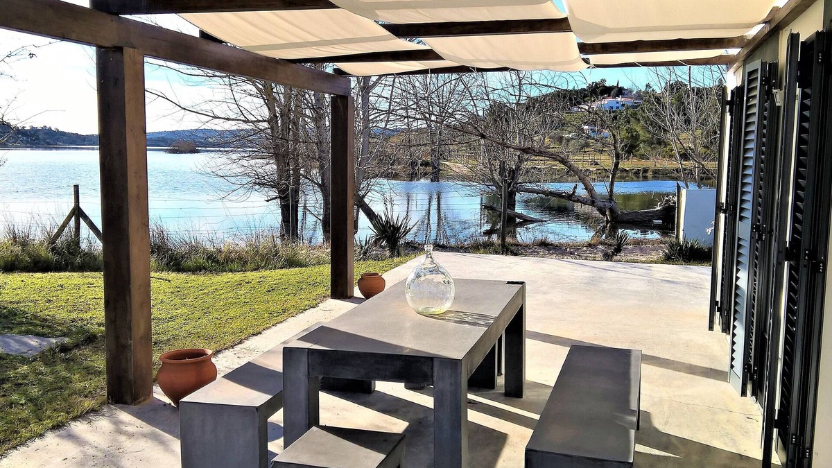 Ponte de Sor Cottage | House at the Montargil Dam - Near the water