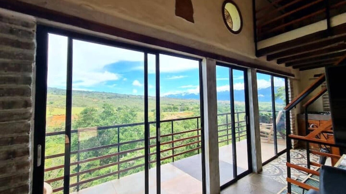 Barichara House | House at the top of the forest, bird observatory.