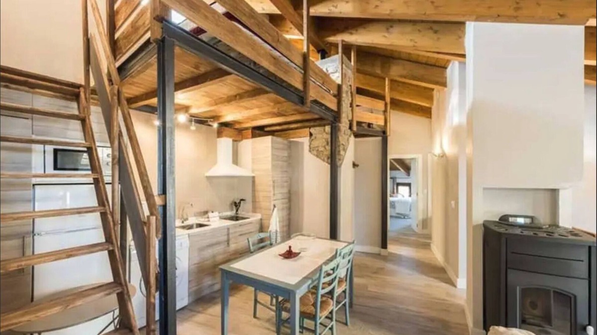 Adahuesca Apartment | House Attic Suit B in Adahuesca