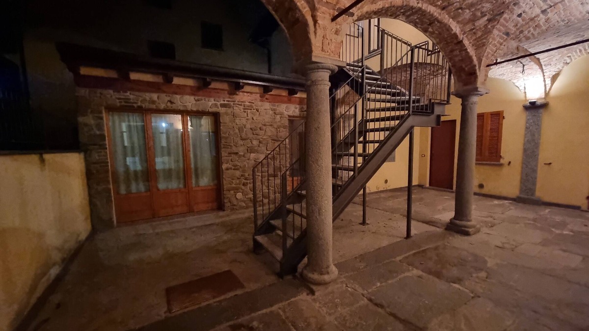 Barzio Apartment | House Barzio - Appartamento Moderno in Centro a Barzio -