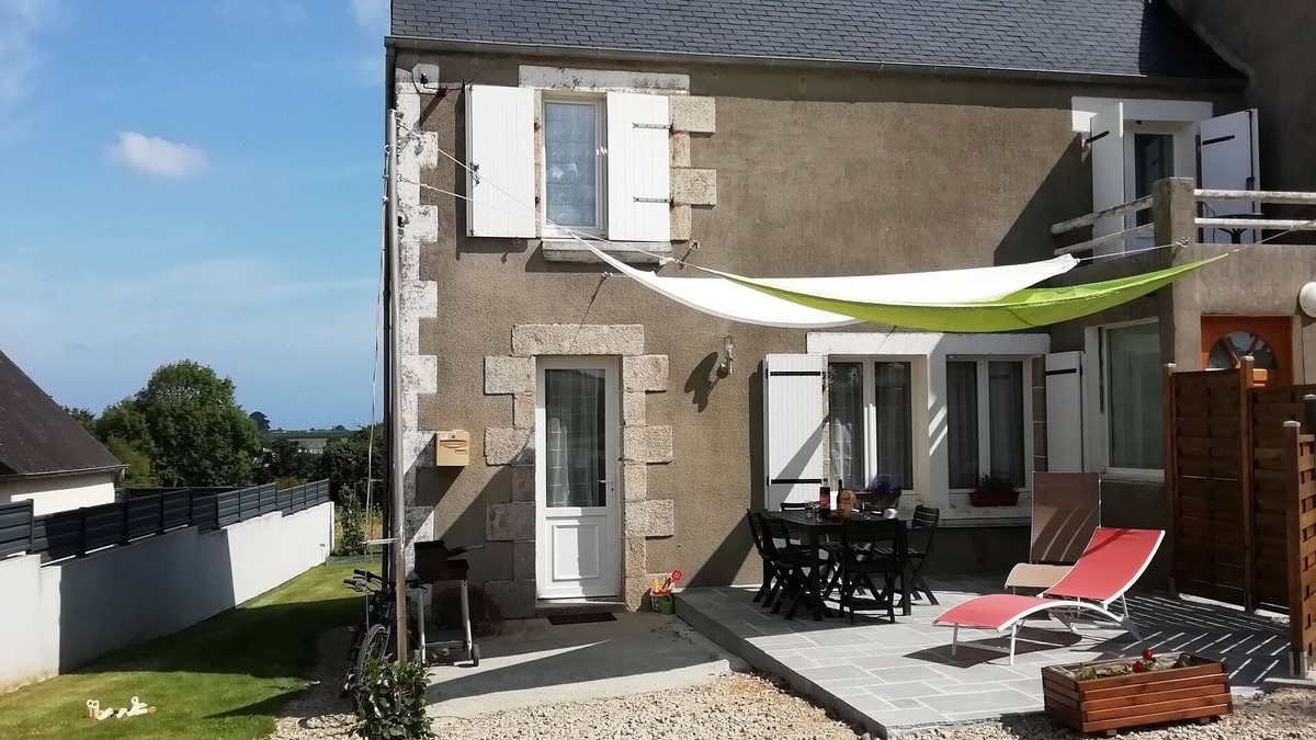 Henvic House | House between sea and countryside- Near Carantec Roscoff HENVIC - 6 pers - 3 bedrooms -WIFI