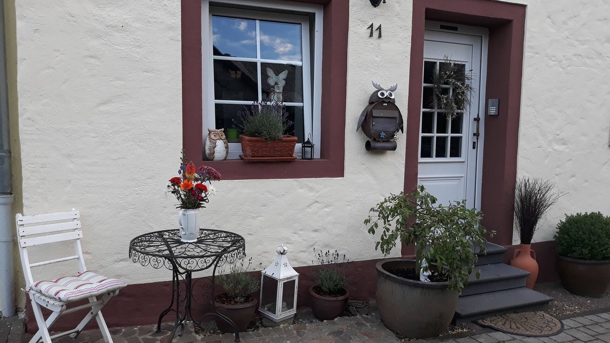 Berlingen Apartment | House Blue No. 3