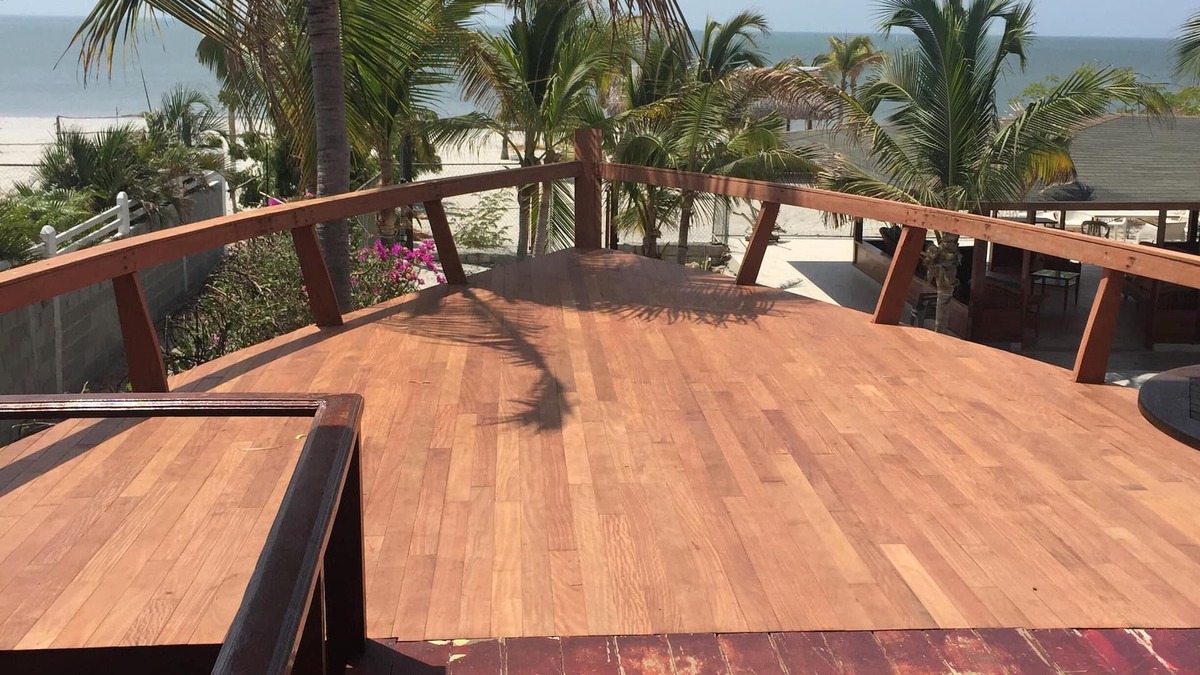 Punta Chame Boat Rental | House-Boat Made in tropical Woods, in front the sea, dreamy!