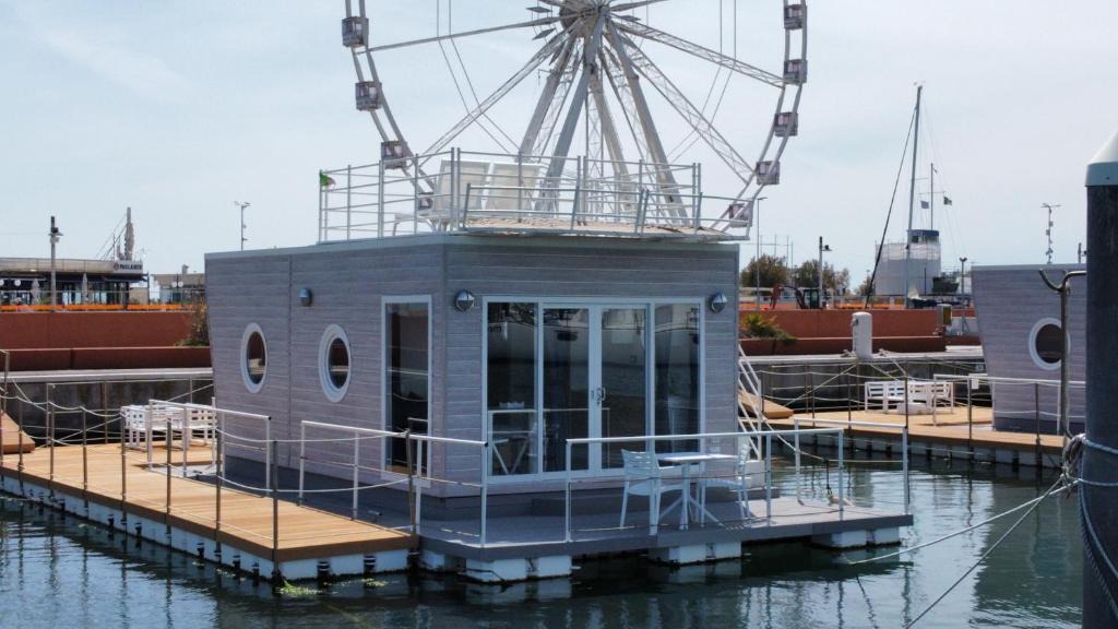 San Giuliano a Mare Boat Rental | House Boat Rimini Resort