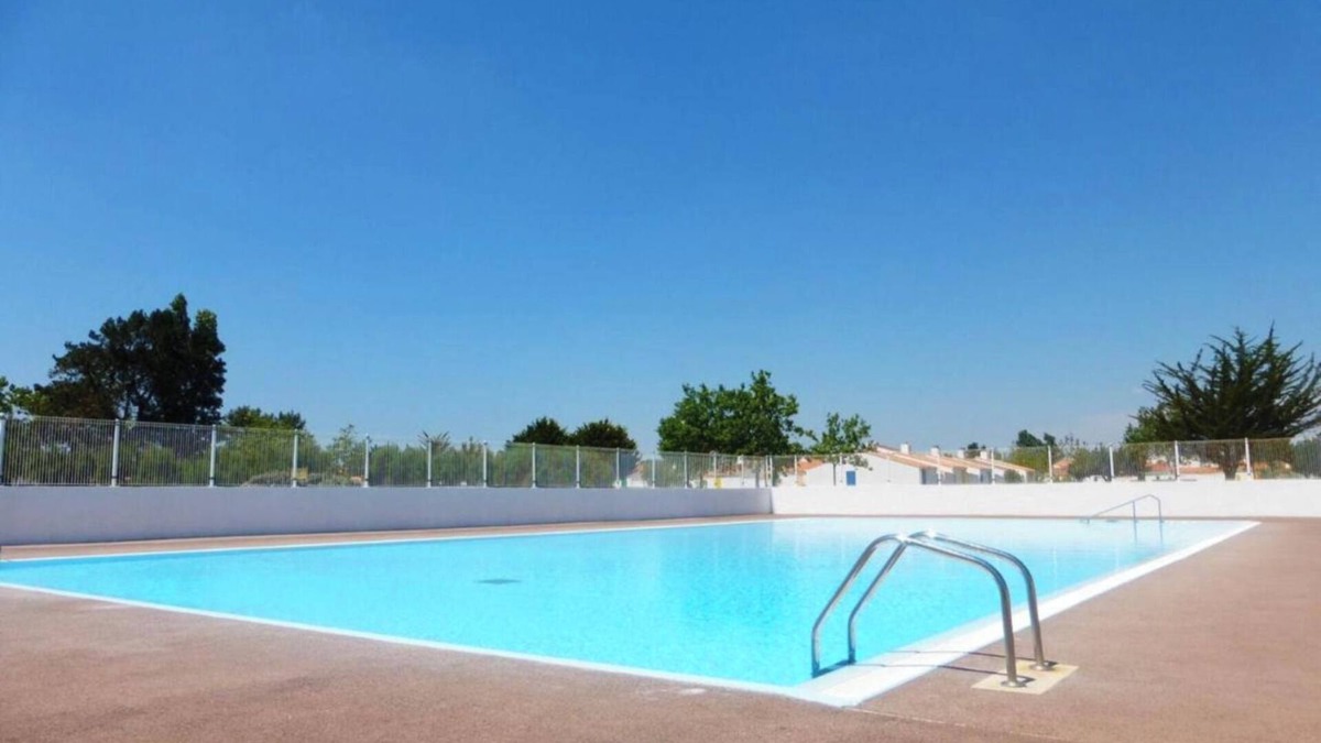 Bretignolles-sur-Mer Apartment | House Bretignolles-sur-Mer with swimming pool in Vendée close to the sea