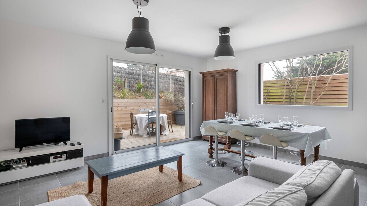 Saint-Michel-Chef-Chef Ski Chalet | House by the sea - 15m from the beach