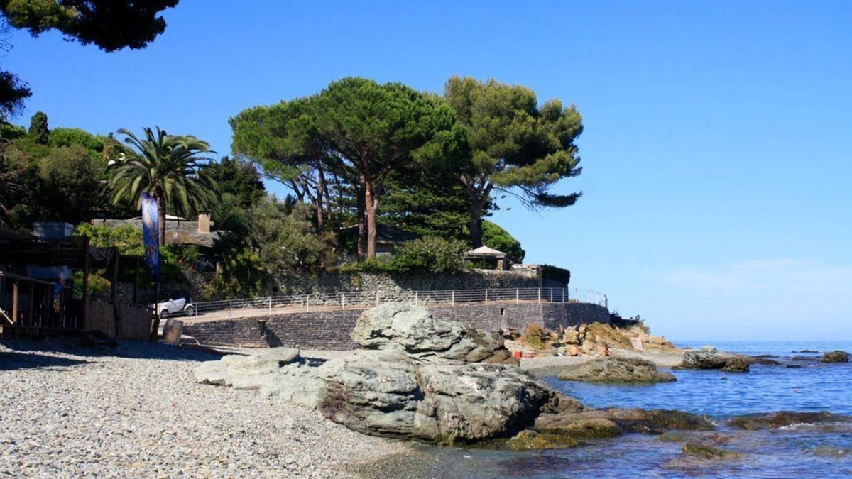 Pietranera House | House by the sea