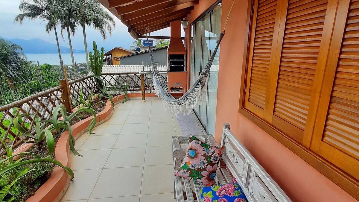 Itaguassu Ski Chalet | House/Chalet in ILHABELA - linda vista, V. Paulino - 2 q., Air, bed linen & bath