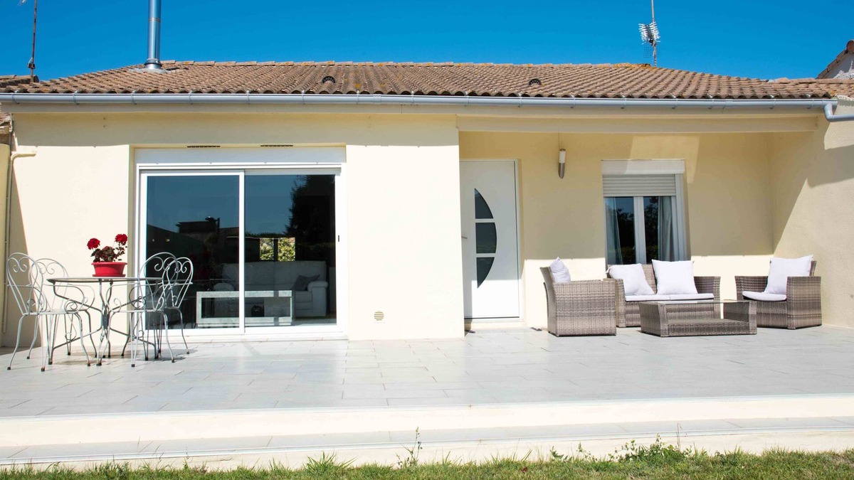 Mauguio House | HOUSE, CONTEMPORARY COMFORT AND TRANQUILITY 15 MINUTES FROM THE BEACH