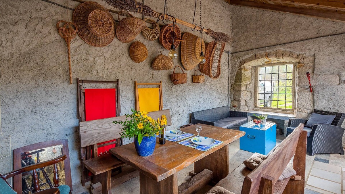 Lanisce House | House Dane with terrace in Ćićarija, Istria