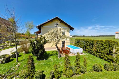 Velike Bloke Apartment | House Dijana With Pool - Happy Rentals