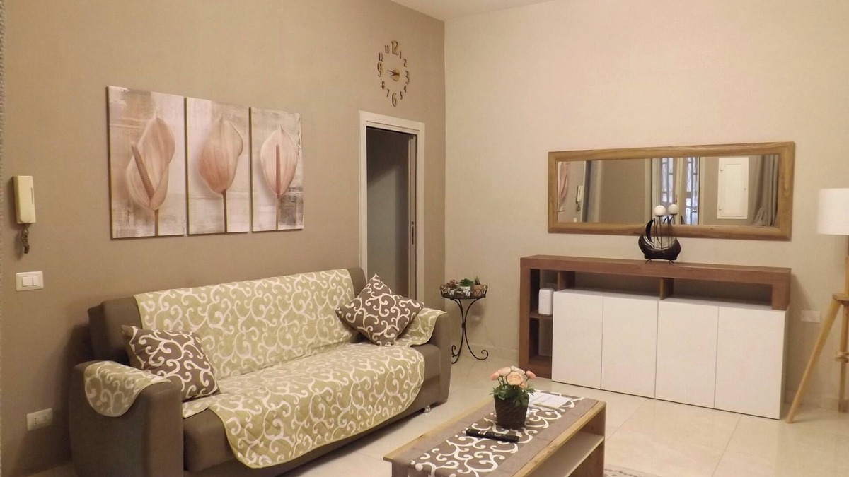 Secondigliano House | House DuezeroSei nearby the airport of Naples