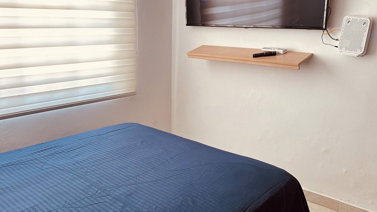 Sur Oriente Apartment | House for 6 people with private parking and large terrace.