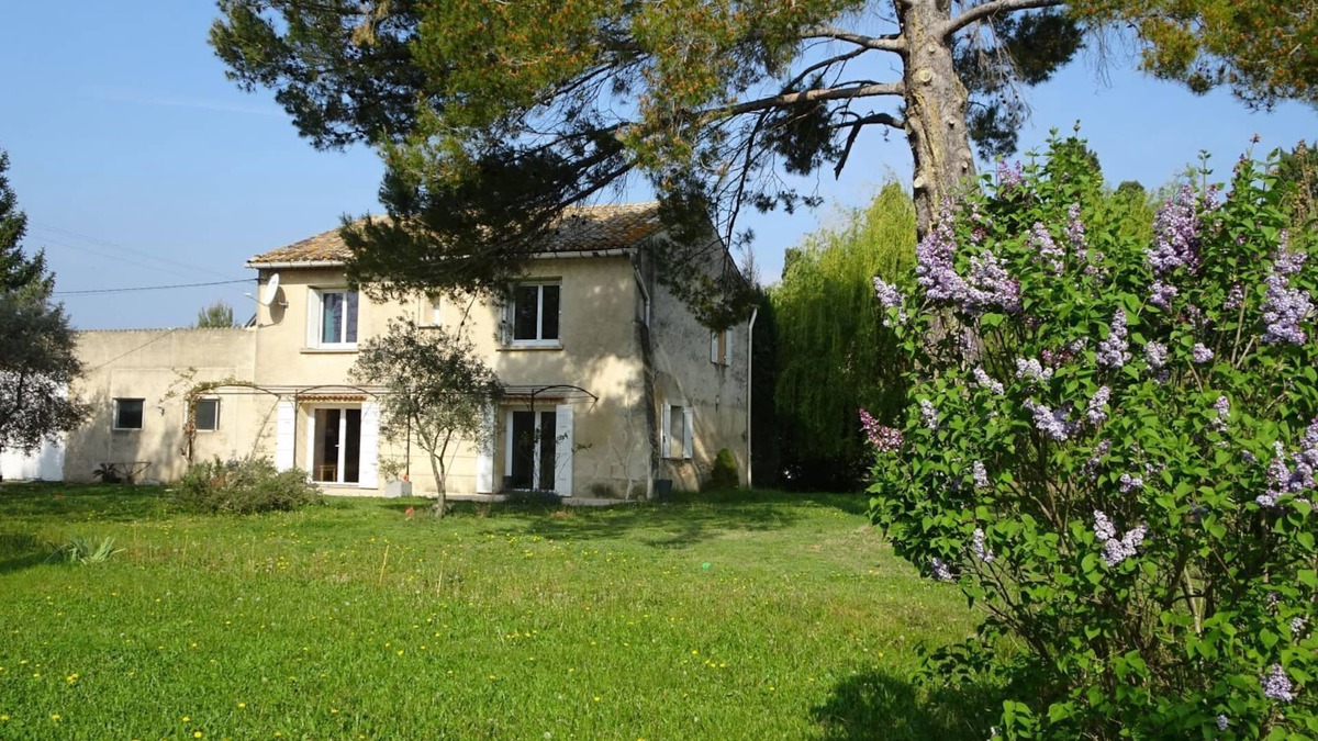Plan-d'Orgon House | House for 8 people for rent in the countryside of Plan d'Orgon