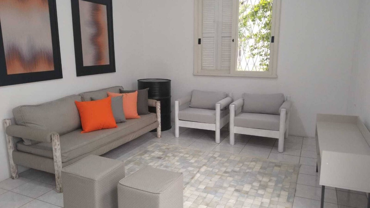 Azenha House | HOUSE FOR COMPANIES (up to 12 employees)Great location