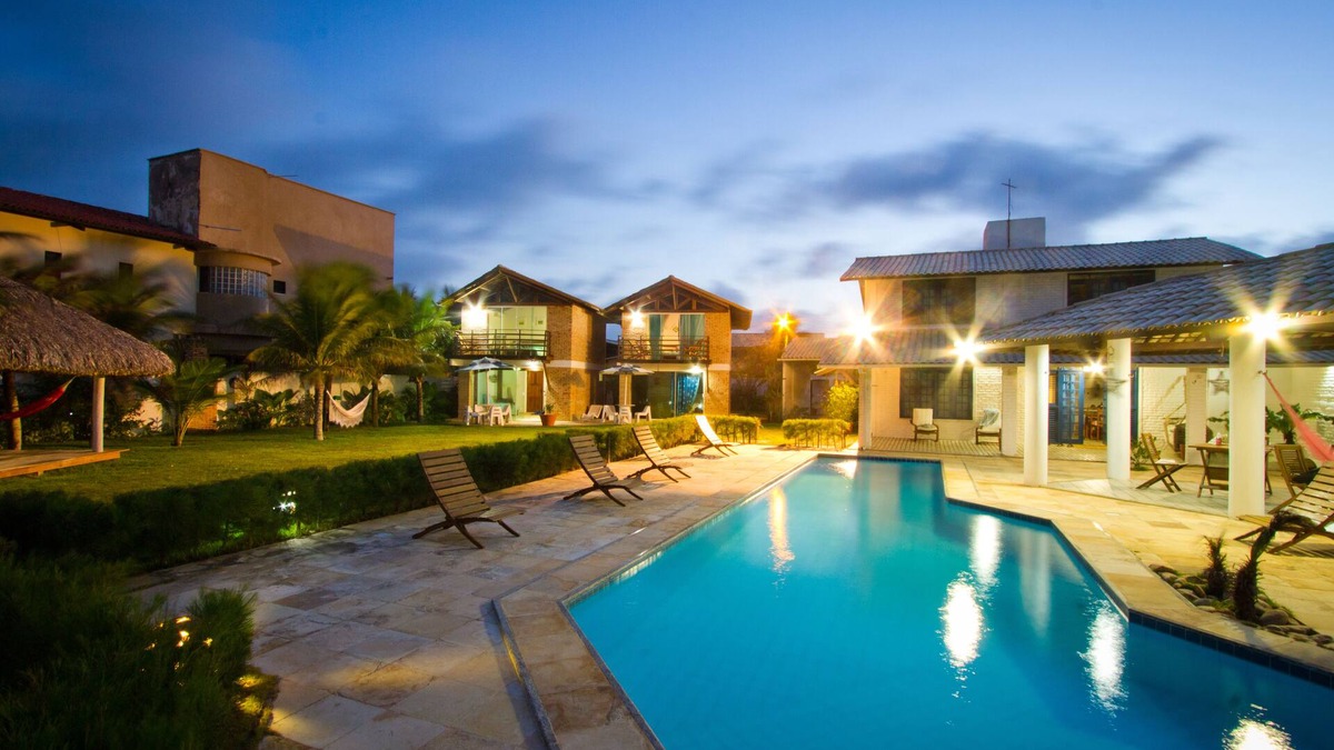 Aquiraz House | House for Events on the beach with independent chalets on the edge of Praia Aquiraz