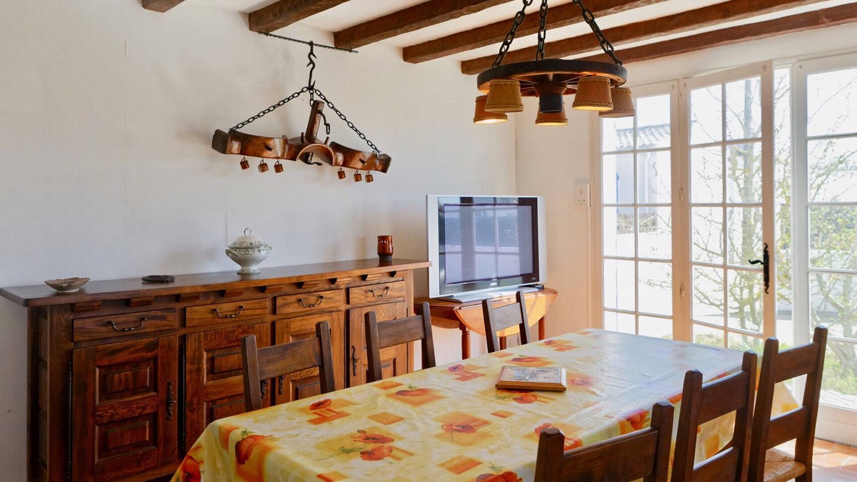 Noirmoutier-en-l'Ile Ski Chalet | House for 4 - Garden - 400m from Lutins beach