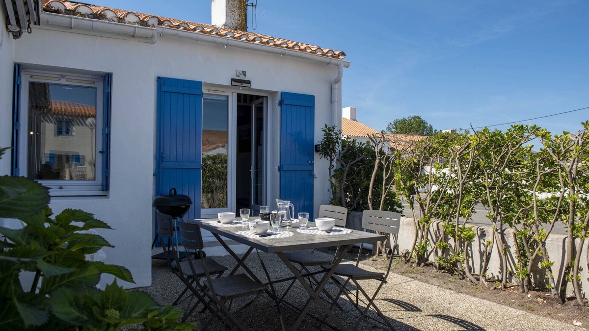 Noirmoutier-en-l'Ile Ski Chalet | House for 4 - Terrace - 300m from the beach