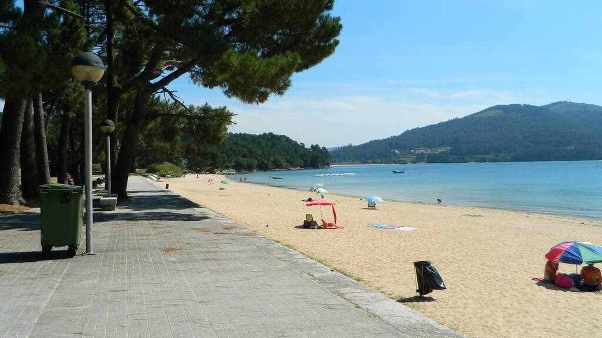 Outes Apartment | House for up to 12 persons next to Noia