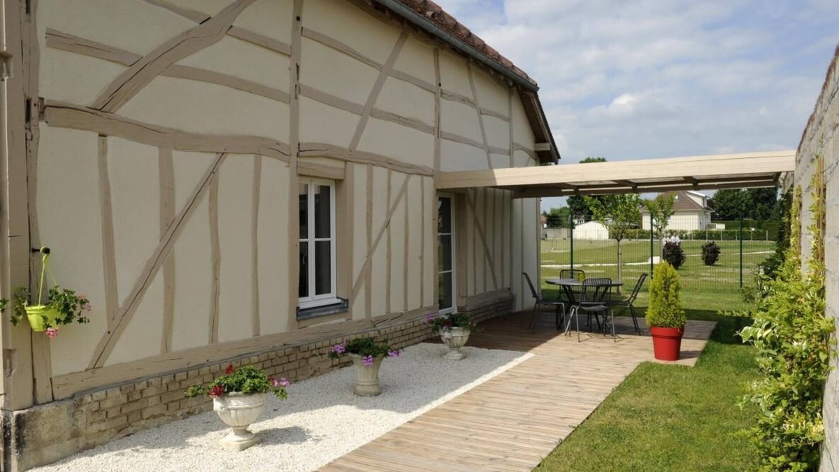 Creney-pres-Troyes House | House