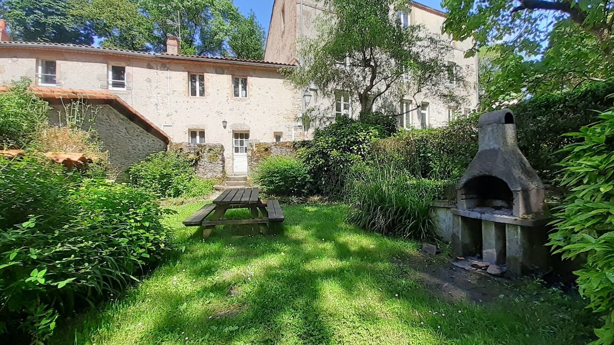 Getigne House | House