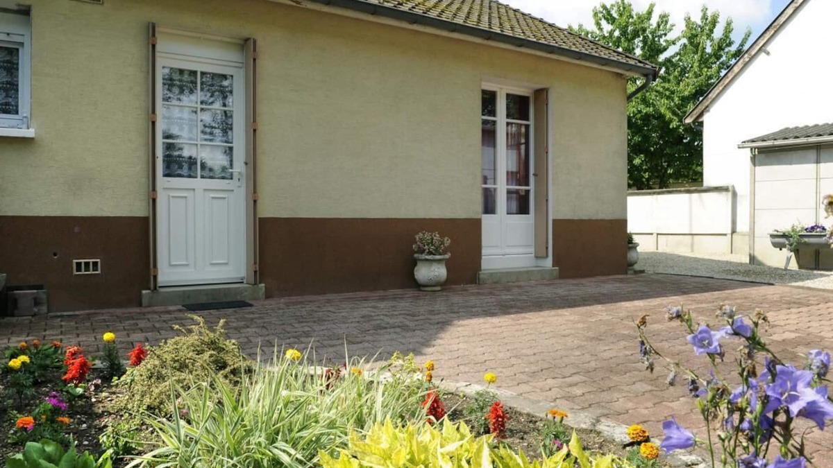 Mery-sur-Seine House | House