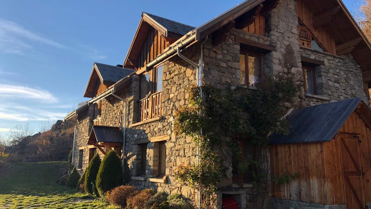Saint-Jean-Saint-Nicolas Ski Chalet | House with character