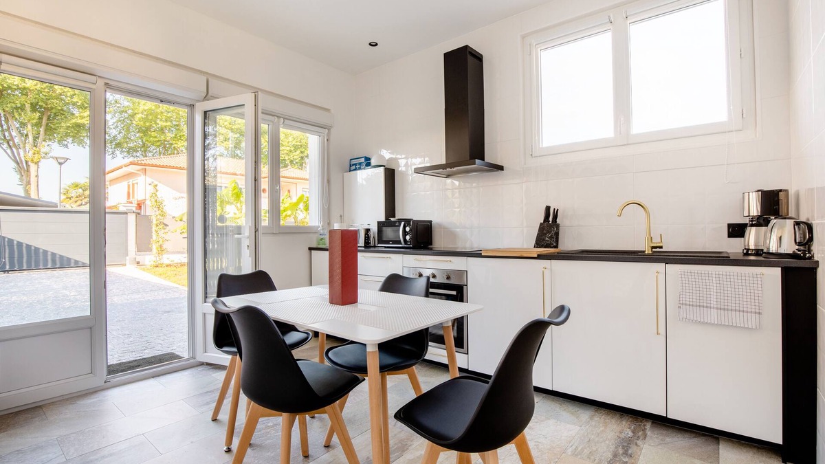 Saint-Martin-de-Seignanx House | House