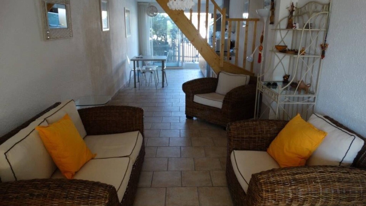 Saintes-Maries-de-la-Mer House | House "PleinSoleil" in Camargue