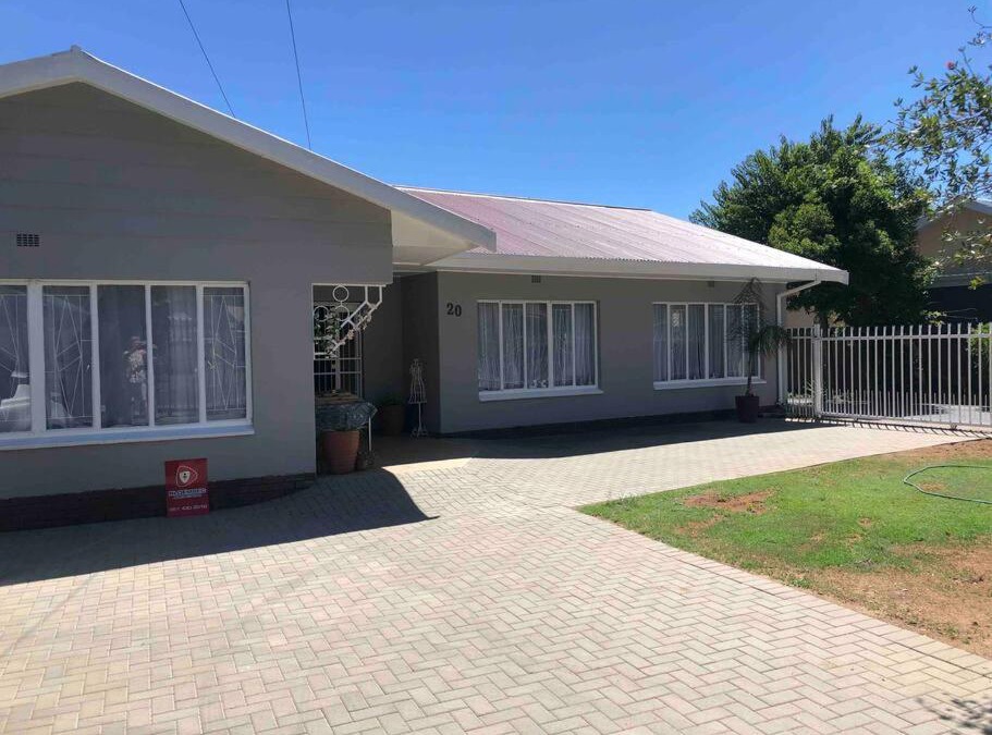 Bloemfontein Villa | House Fynbos, 4 Bedroom house