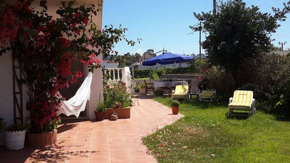 Esmoriz Villa | HOUSE GREEN LAGOON. Ideal for families, Beach, WiFi