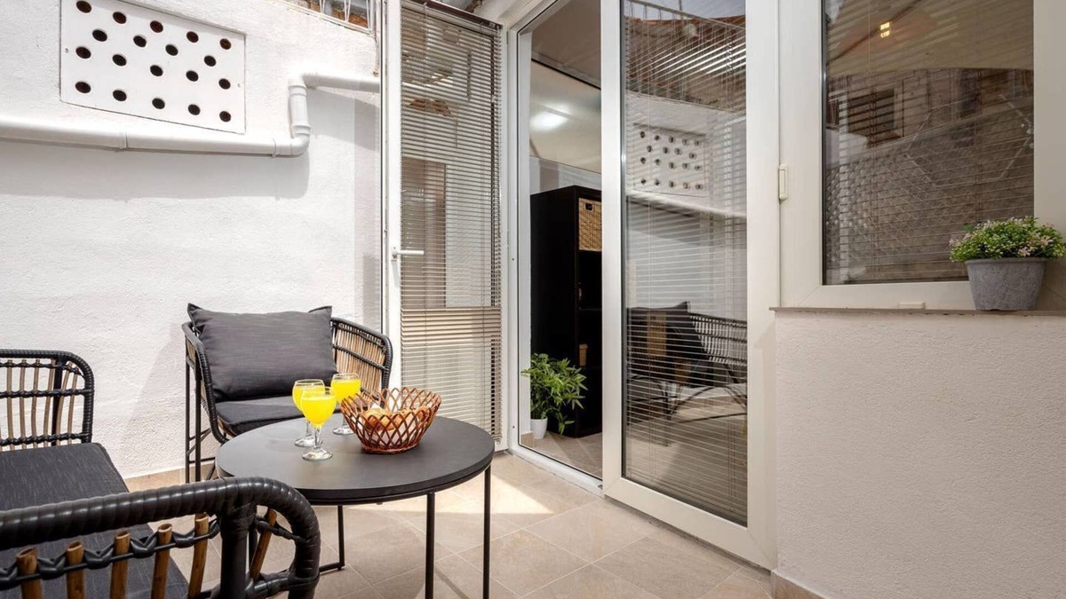 Stari Grad House | House Heritage (49981-K1) - Stari Grad - island Hvar